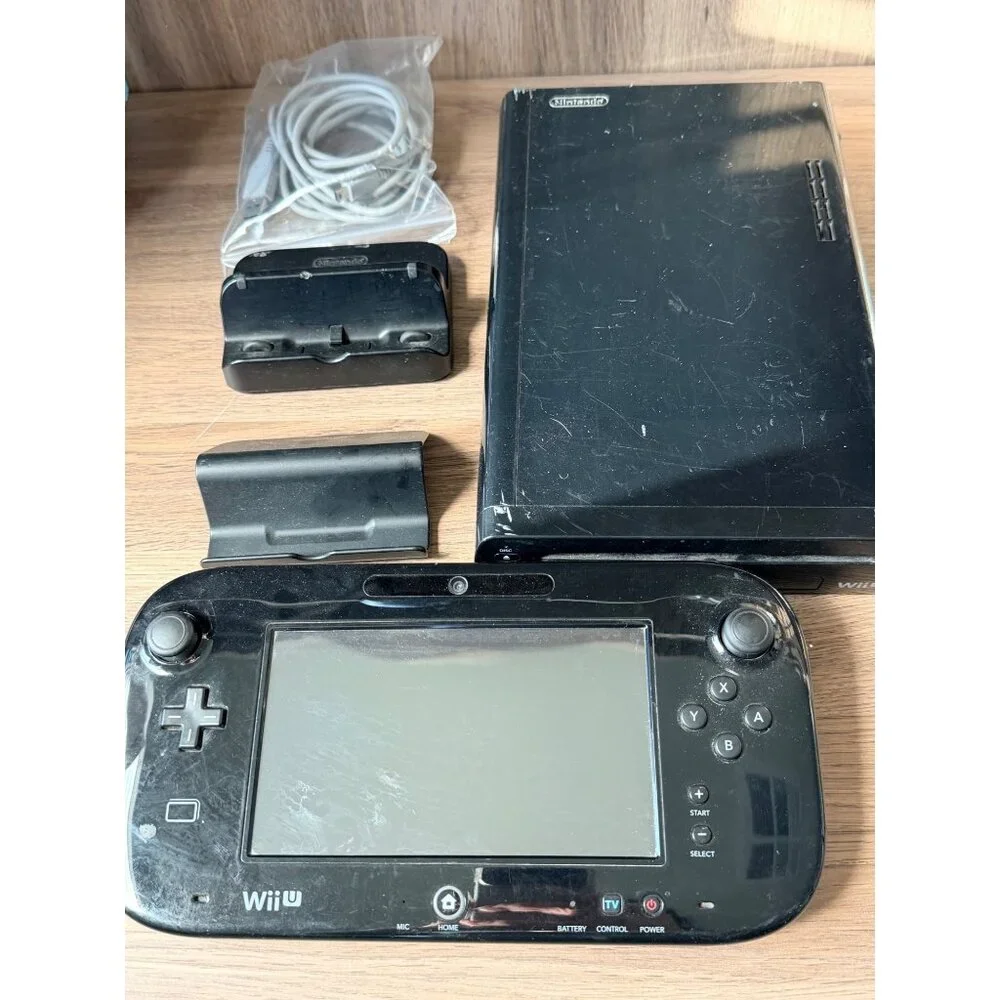 Wii U Console - Donkey Kong Wii Sports Club